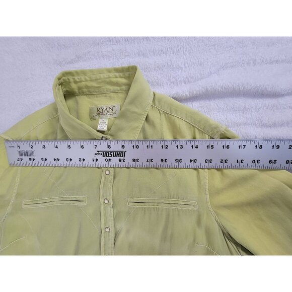 Ryan Michael Women's Western Shirt - Green - Picture 5 of 9